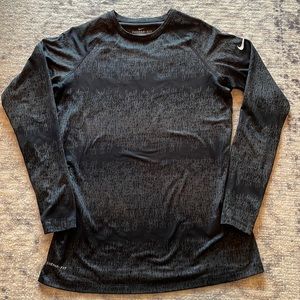 Nike Therma-fit Just Do It Top Sz XL